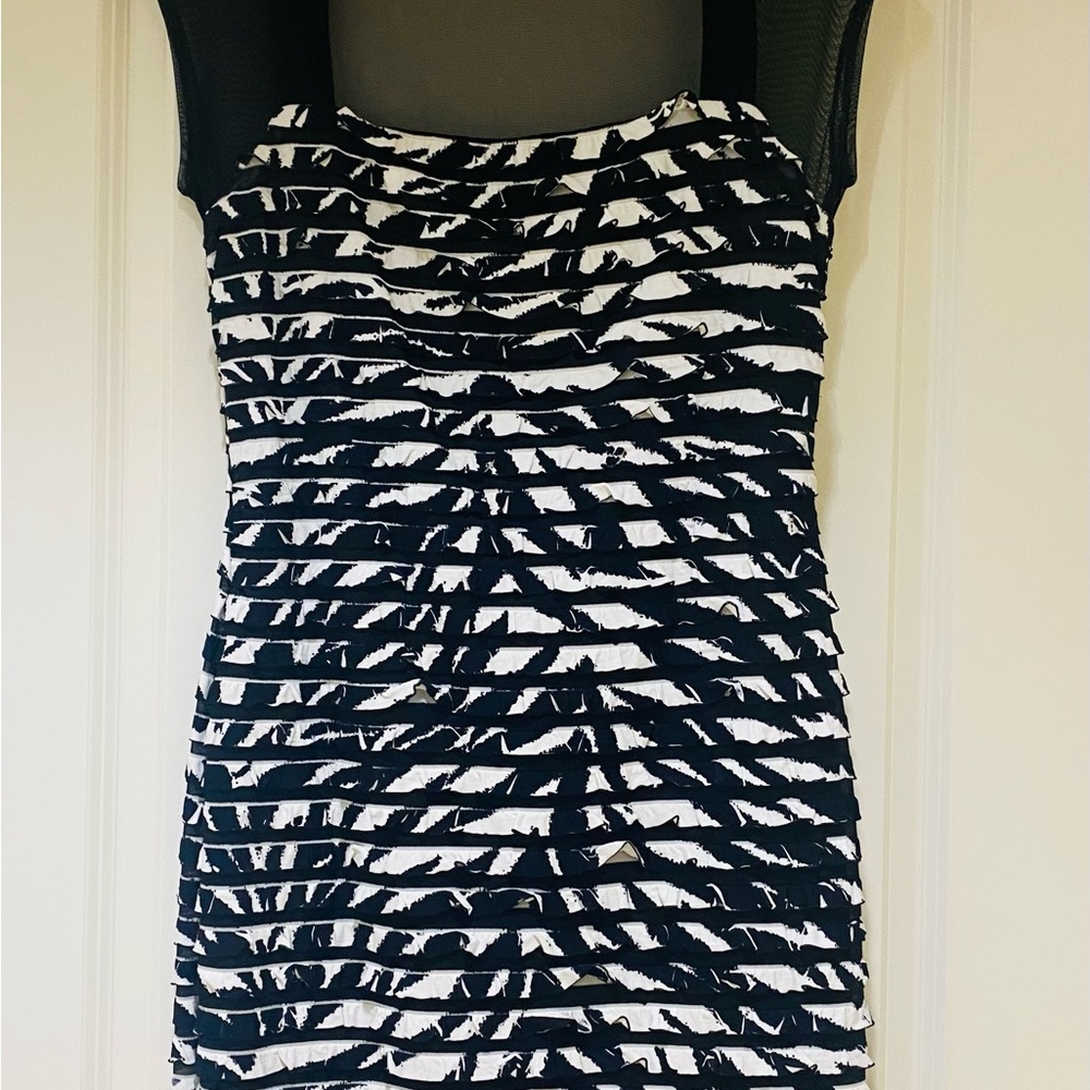 Connected Apparel Elegant Black & White Dress, sz 10